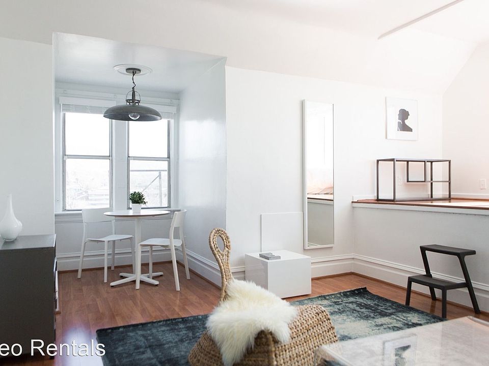 1st image of 204 N State St #8532180