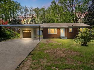 624 Dover Rd, Clarksville, TN 37042