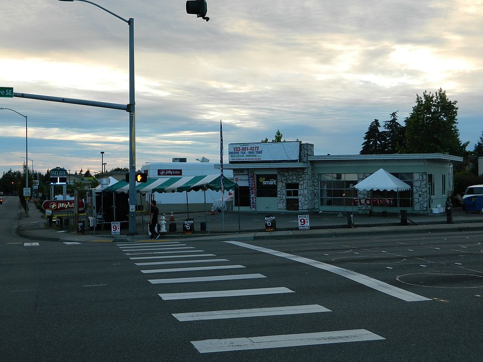 1st image of 10248 SE 256th St