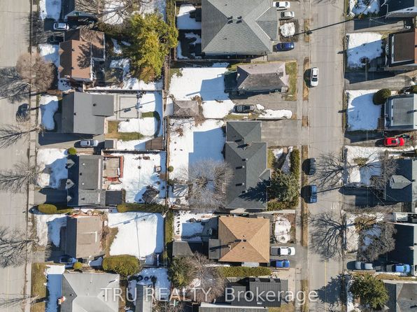 1415 Larose Ave, Ottawa, ON K1Z 7X6