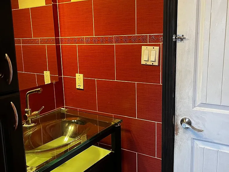 44 Romulus Dr — Photo 12
