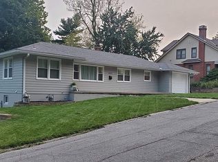 2020 Moss St, Saint Joseph, MO 64505