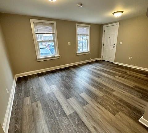 3rd image of 1152 W 17th St House 1
