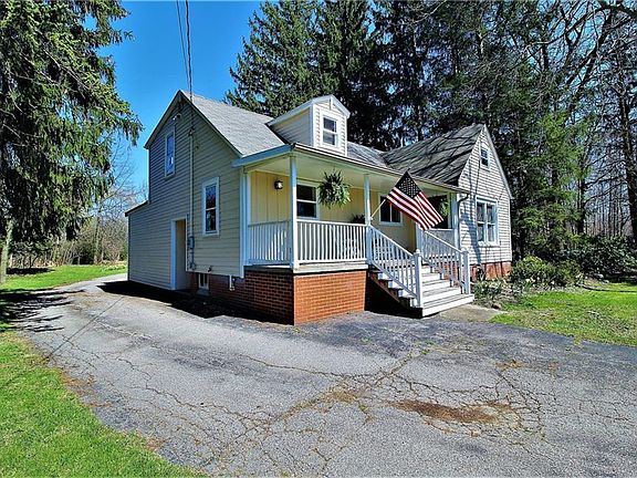 3rd image of 4349 Broadview Rd