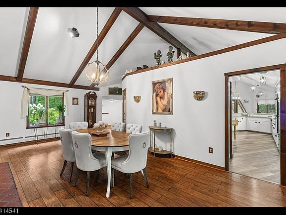 4th image of 56A Sleepy Hollow Rd