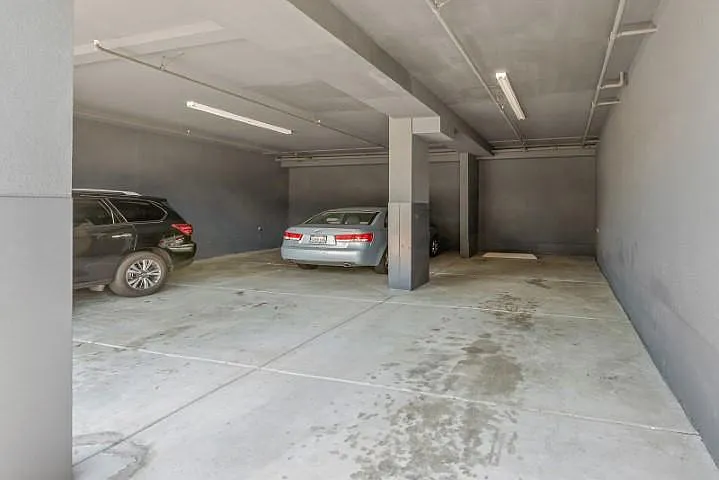 6619 Linda Vista Rd #6 — Photo 31