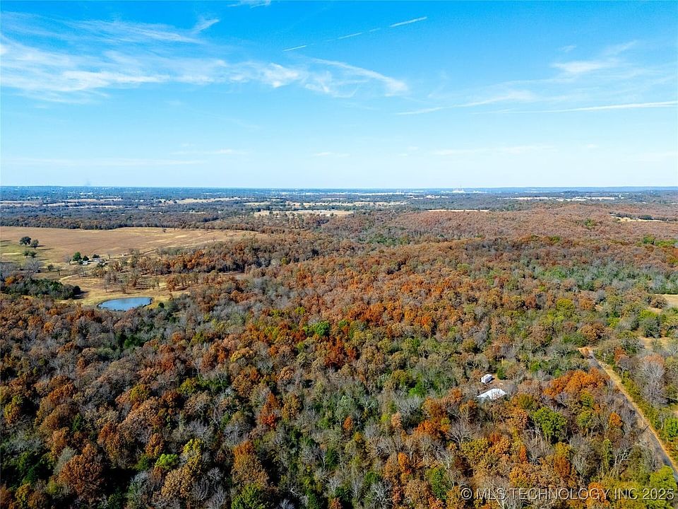 1st image of 2 E Davis Field Rd