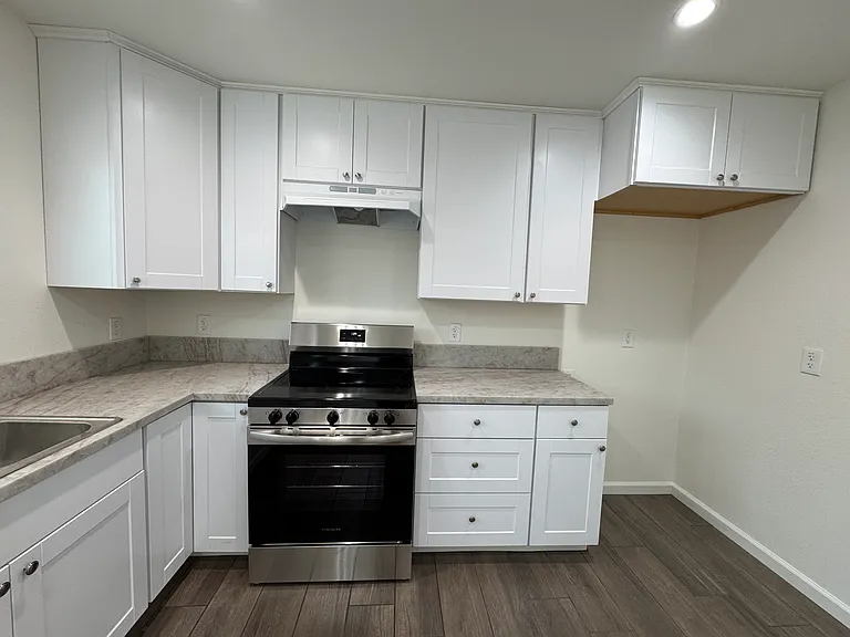 6461 Winnetka Ave #ADU — Photo 10