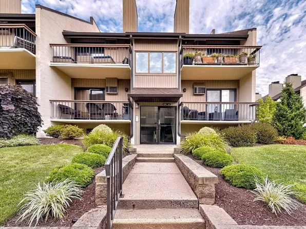 302 Hackensack St #610, Wood Ridge, NJ 07075