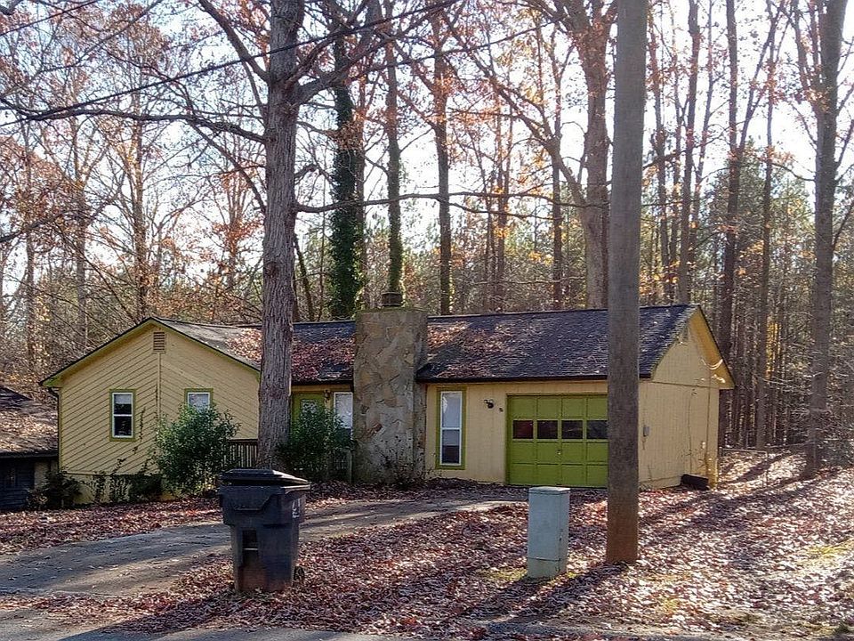 1st image of 2468 Sweet Shrub Cir