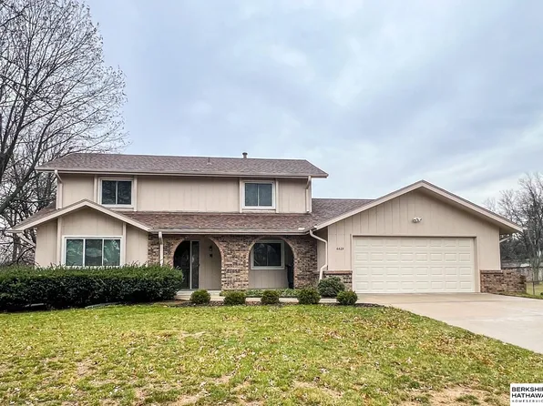 6625 Stratford Cir, Omaha, NE 68137