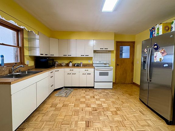 5th image of 606 Carter Dr