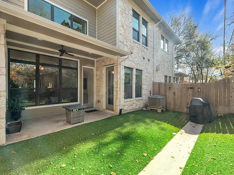 4323 Spicewood Springs Rd #9 — Photo 30