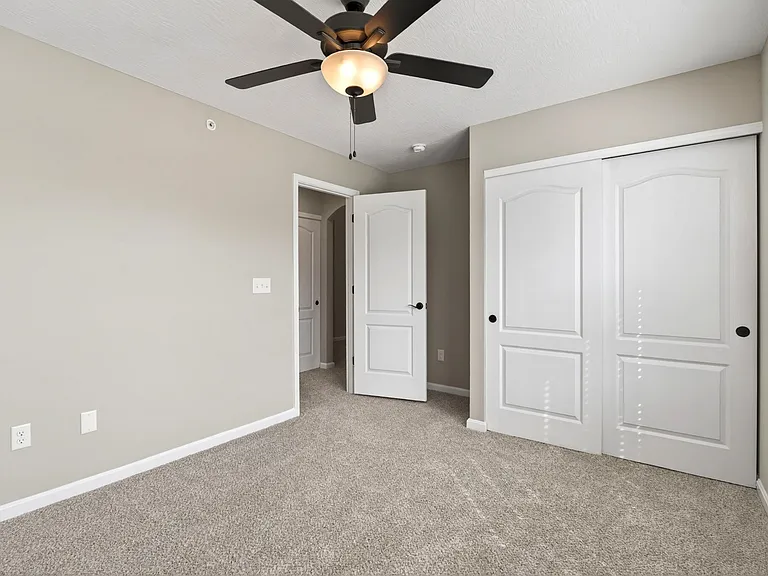 2703 Golden Leaf Dr #2703 — Photo 17