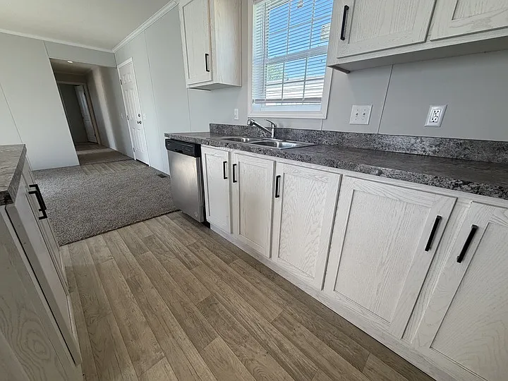 38000 Le Chateau Blvd #795 — Photo 8