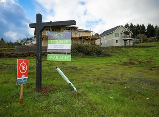 142 SW Brier Pl, Dundee, OR 97115