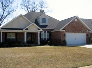 206 Cheshire Dr, Warner Robins, GA 31088