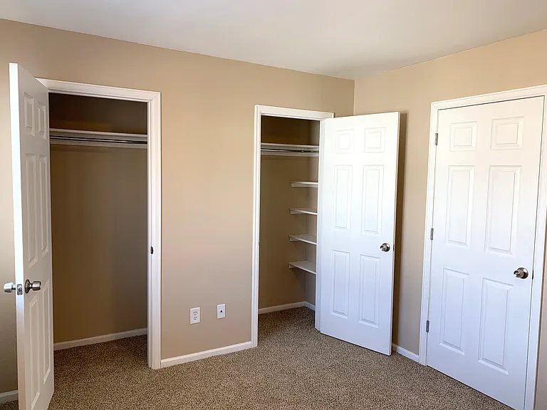 1700 Erin Ct #B — Photo 12