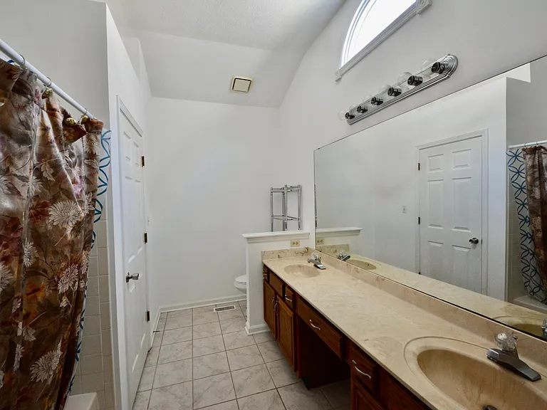 7749 Chesapeake Dr E — Photo 14