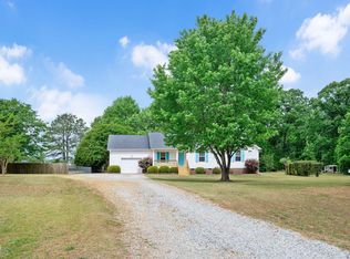 203 Lansing Dr, Benson, NC 27504