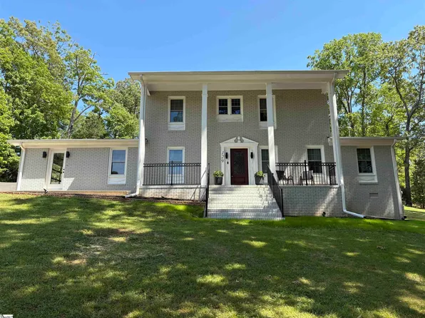 129 Highland Dr, Duncan, SC 29334
