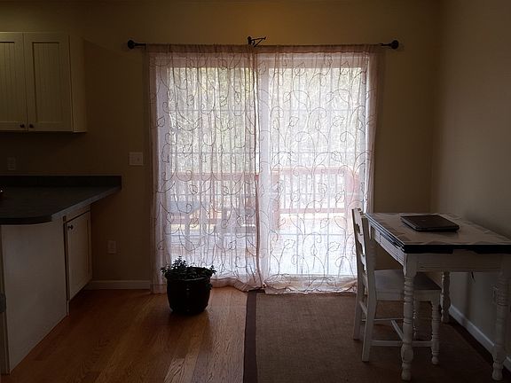 5th image of 56 Burnt Hills Dr