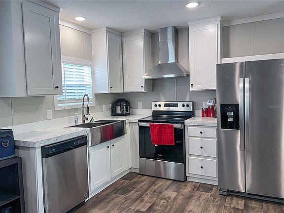 5th image of 12203 Lantana Ave
