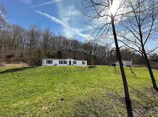 11418 Southfork Rd, Dillsboro, IN 47018