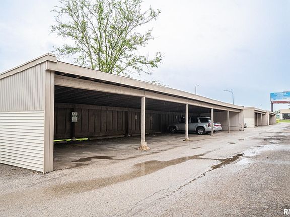 5th image of 6831 N Frostwood Pkwy #83