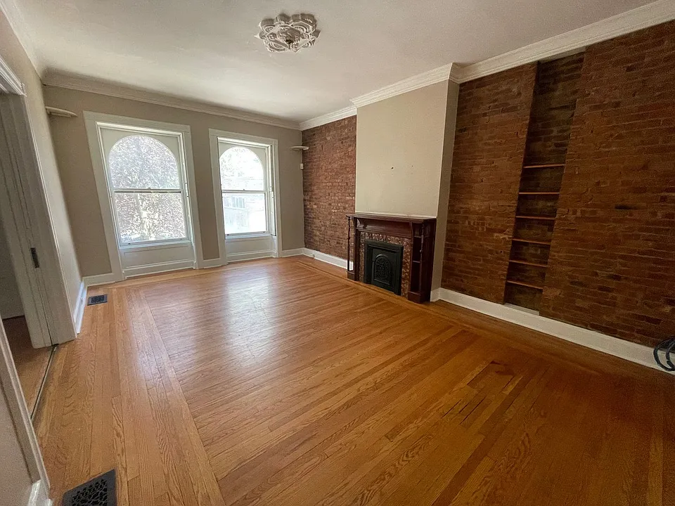 80 Chestnut St