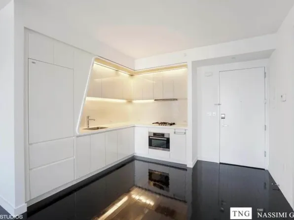 123 Washington Street image 3 of 4