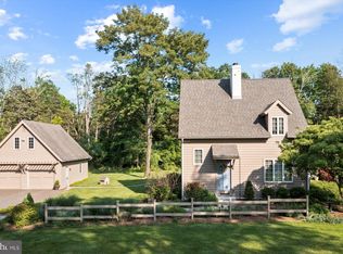 53 Stagecoach Rd, Pipersville, PA 18947