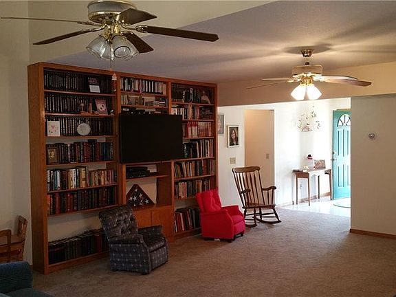 2nd image of 13079 Jessica Ln