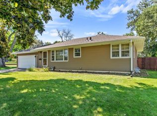 6301 Virginia Ave N, Brooklyn Park, MN 55428