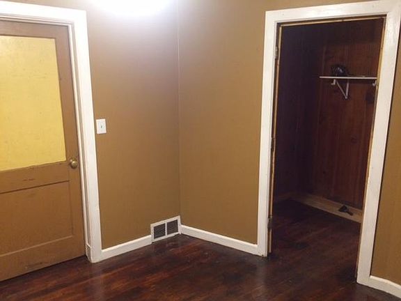 5th image of 532 W 13th St