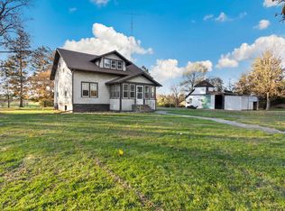 1737 N Brinton Ave, Dixon, IL 61021