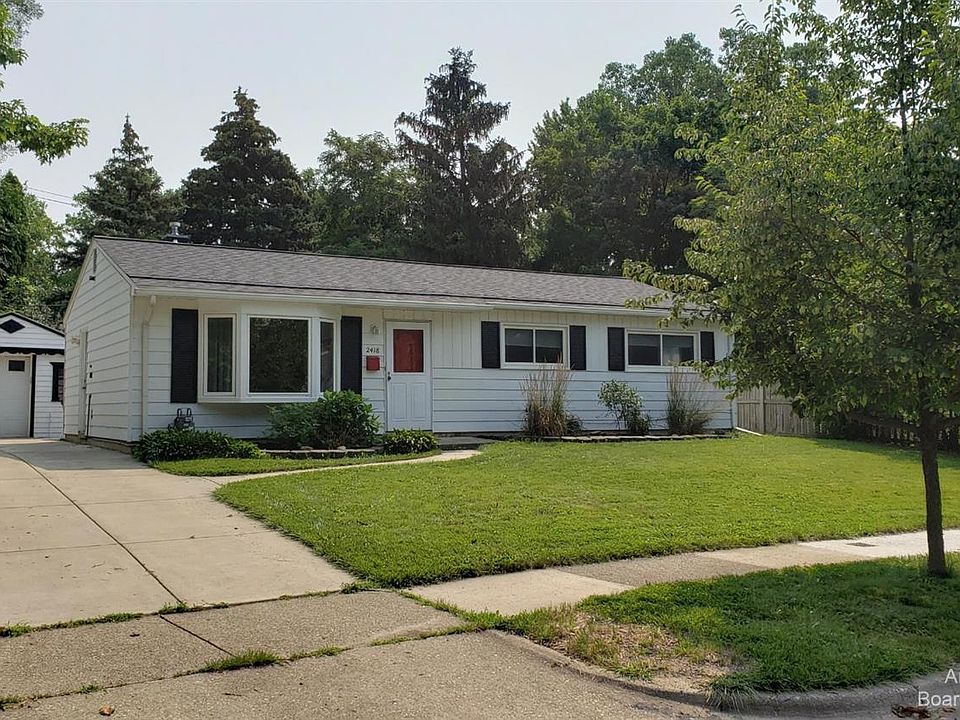 1st image of 2418 Faye Dr