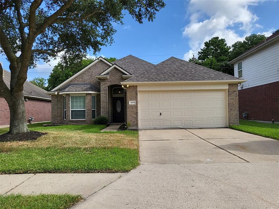 1st image of 11814 Leaf Oak Dr