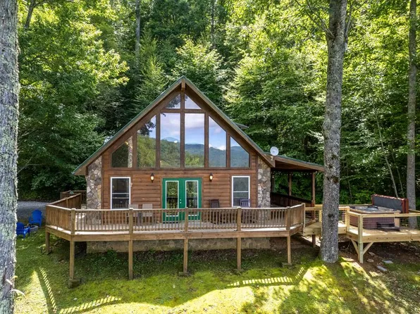 350 Deep Gully Rd, Bryson City, NC 28713