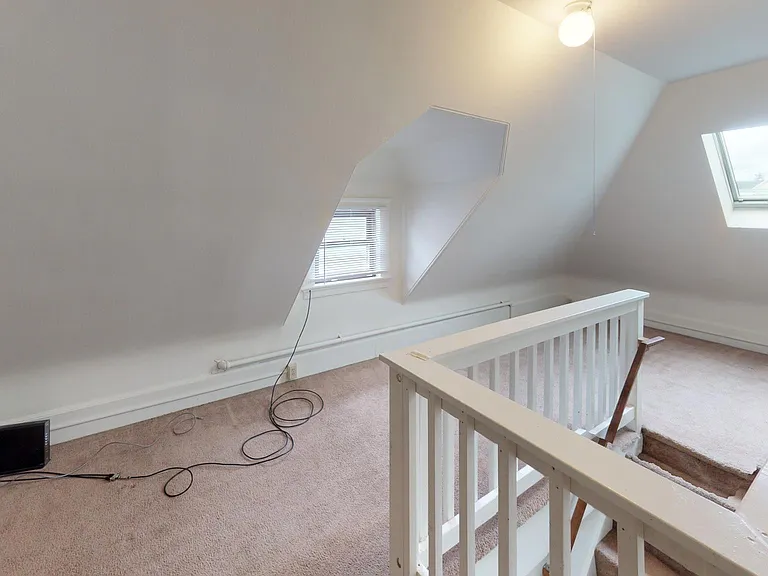 3 Campbell St #6 — Photo 3