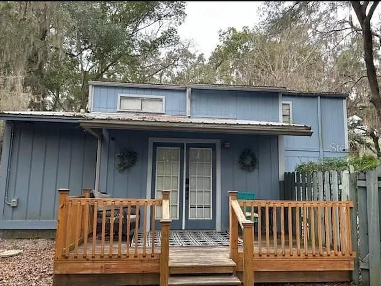 20 NW 24th St — Photo 2