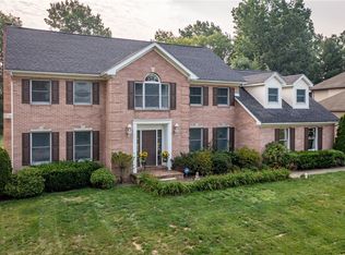 1163 Foxwood Dr, Hermitage, PA 16148