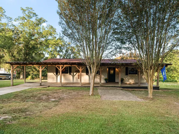 207 Manar St, Purvis, MS 39475