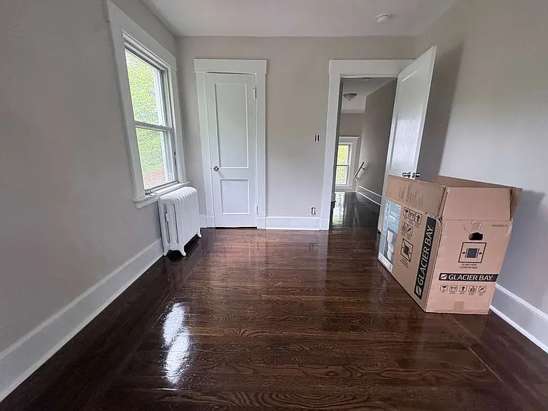 150 Crescent St #150 — Photo 14
