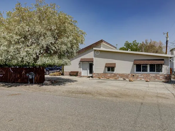 212 F St, Cody, WY 82414