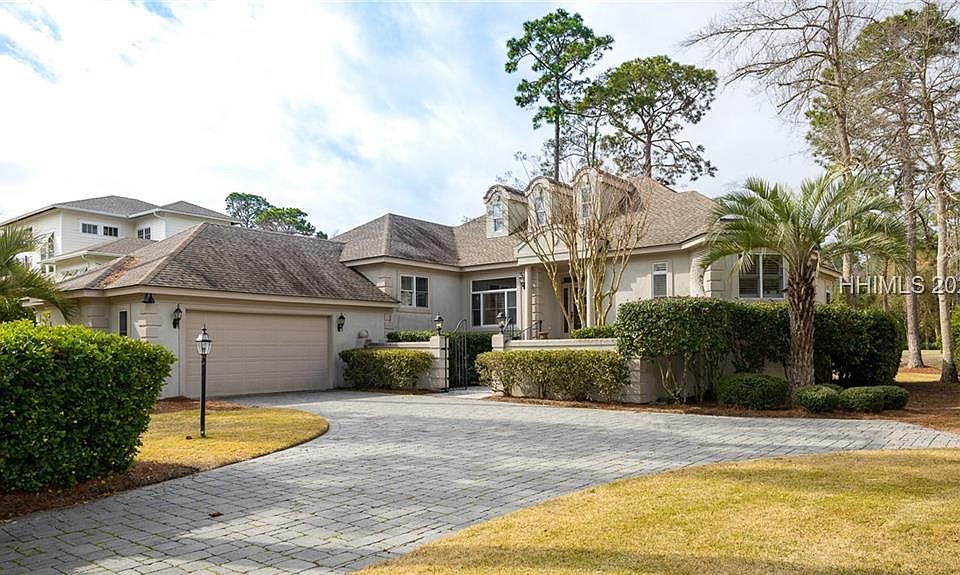 1st image of 12 Wicklow Dr