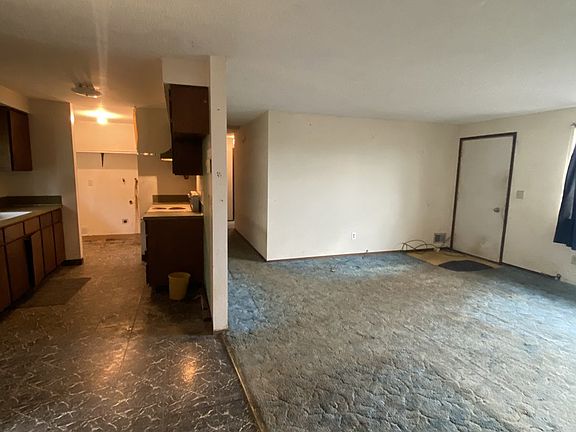 3rd image of 1013 W A Ave