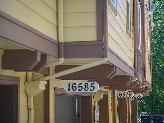 5th image of 16551 NE 84th Ct #6pk62m0nd