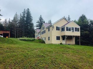 1736 Grimes Rd, Lyndonville, VT 05851