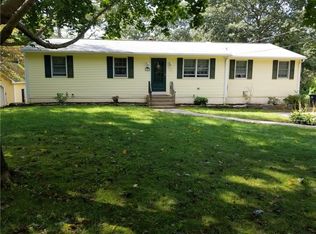 647 Weaver Hill Rd, Coventry, RI 02816
